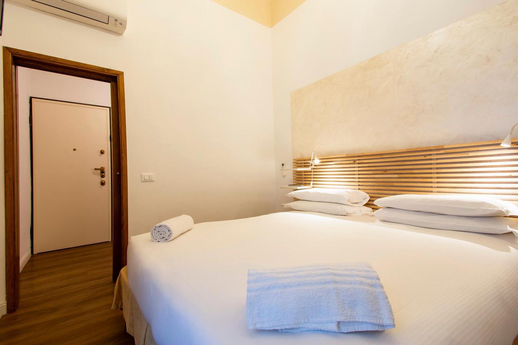 N4U Guest House فلورنس المظهر الخارجي الصورة