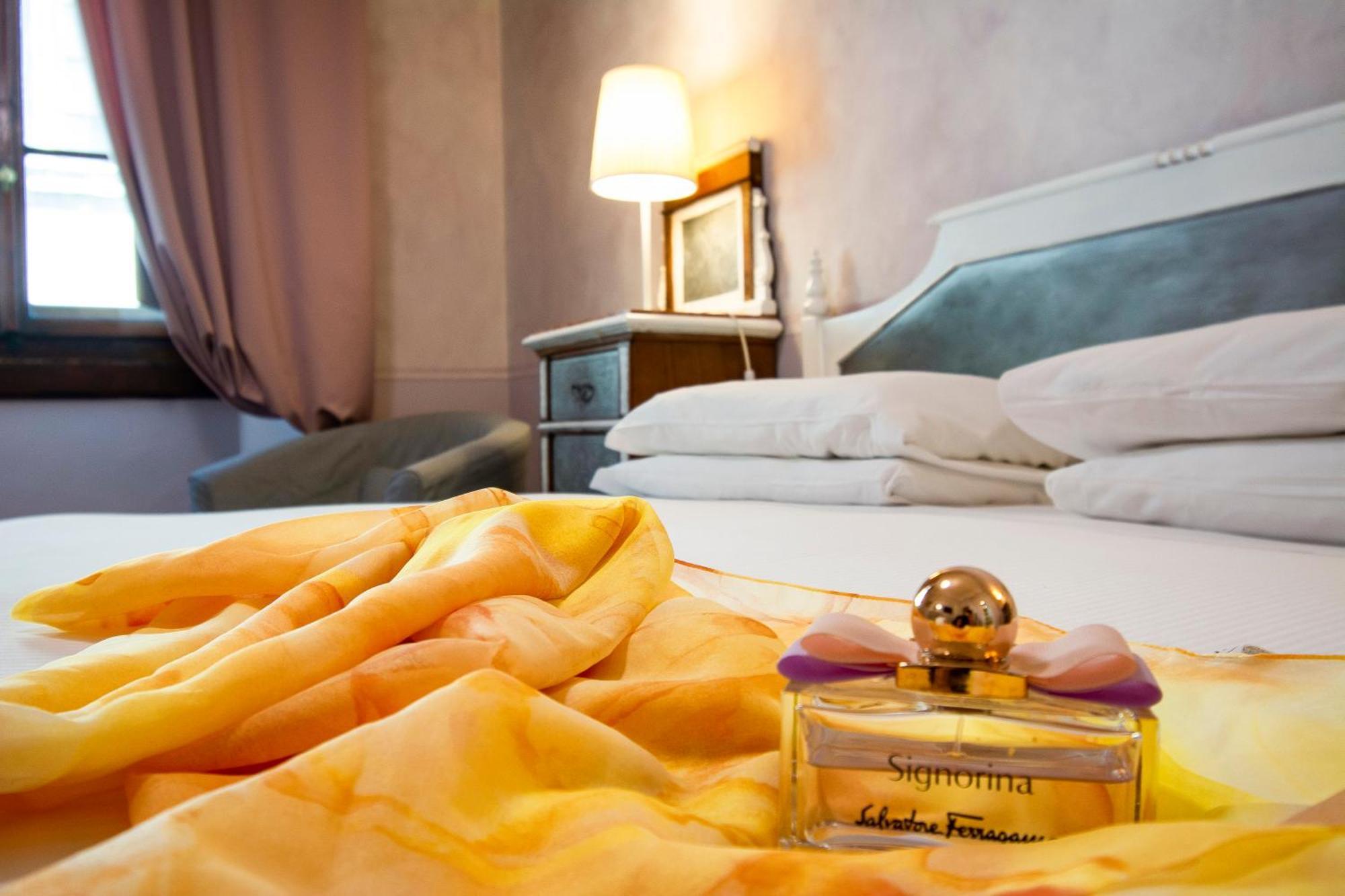 N4U Guest House فلورنس المظهر الخارجي الصورة